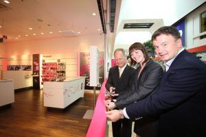 Nový design Značové prodejny T-Mobile na pražském Zličíně