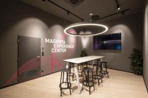 MAGENTA EXPERIENCE CENTER